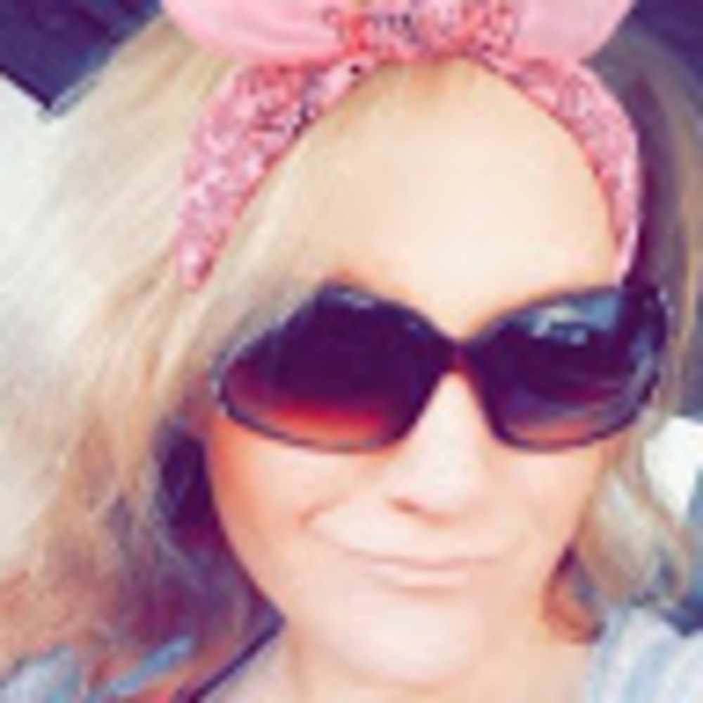 Meet your Posher, Angie